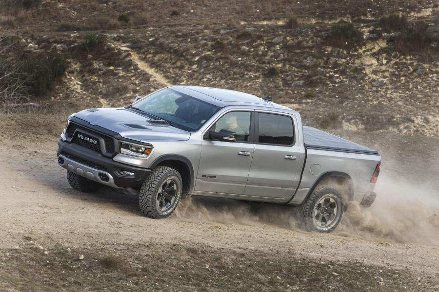  Dodge Ram 1500 Rebel Crew Cab (DT) 2018 года  (фото 19 из 48)